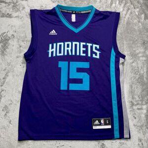 Adidas Charlotte Hornets NBA Basketball Jersey Small‎  #15 Purple Teal Walker